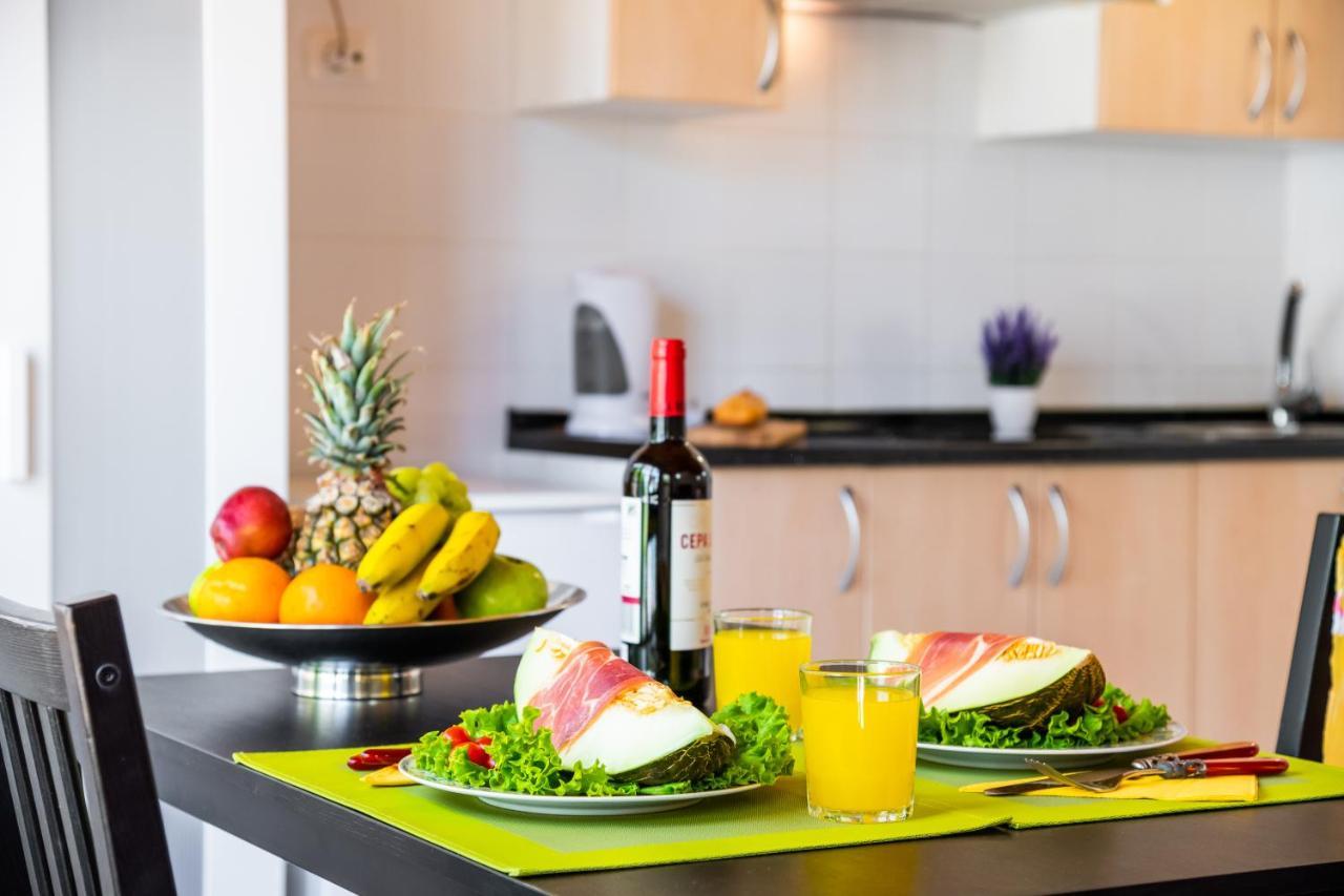 101 Bright, Pool View And Air Conditioning Apartamento Playa de las Américas Exterior foto