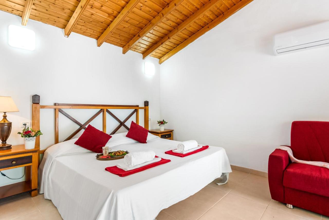 101 Bright, Pool View And Air Conditioning Apartamento Playa de las Américas Exterior foto